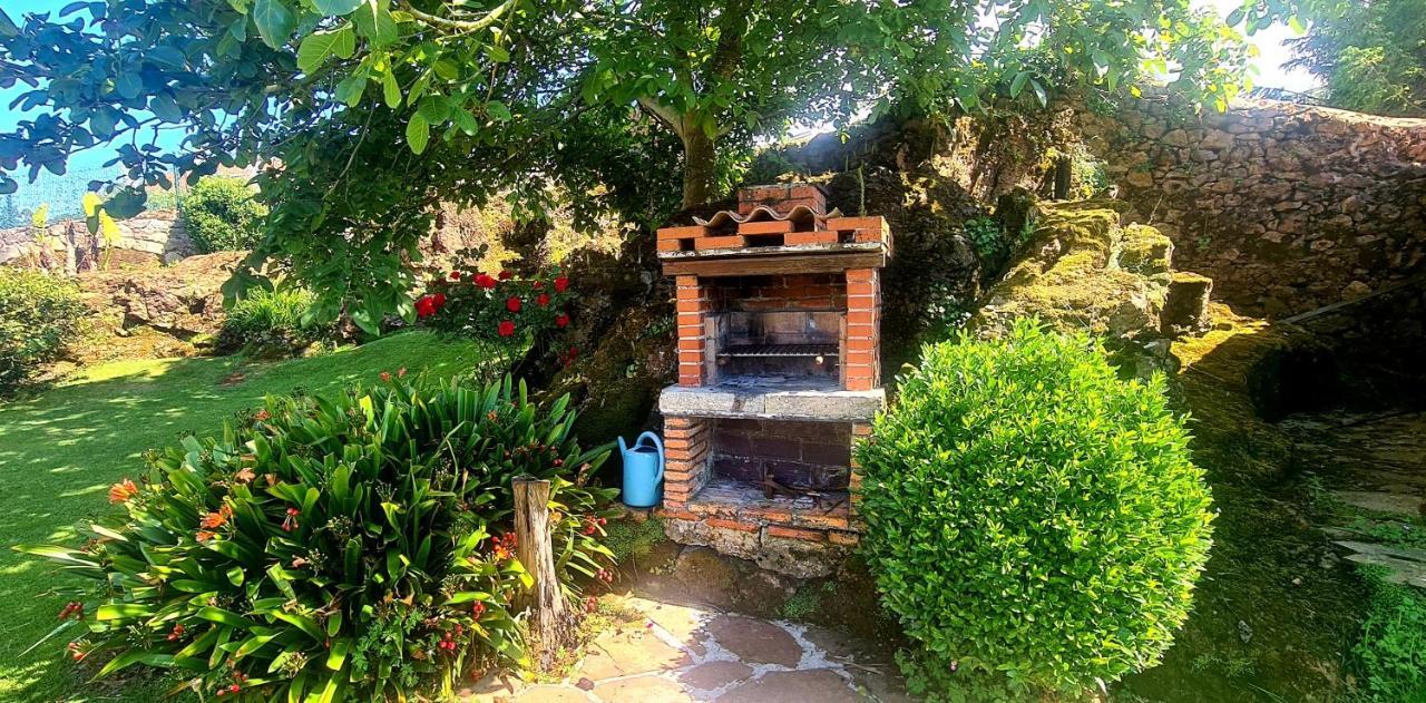 Las Parientucas Novales Εξωτερικό φωτογραφία